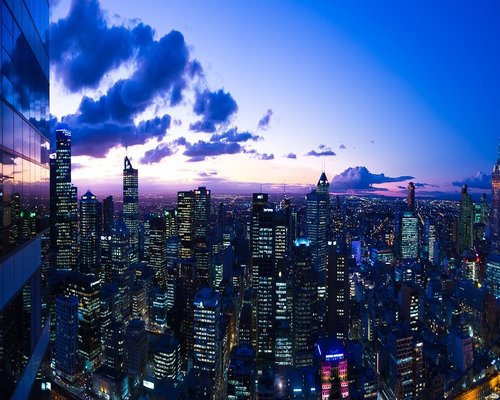 Melbourne cityscape at twilight